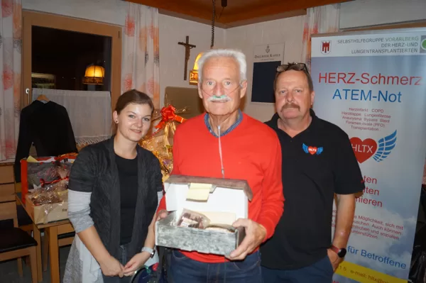 Josef mit einem Salzgeber Esspaket